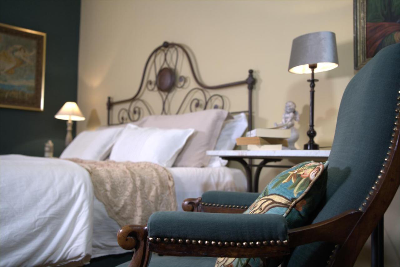 Bed and Breakfast Antico Casale Mattei - Adult Only Corneliano d'Alba Экстерьер фото