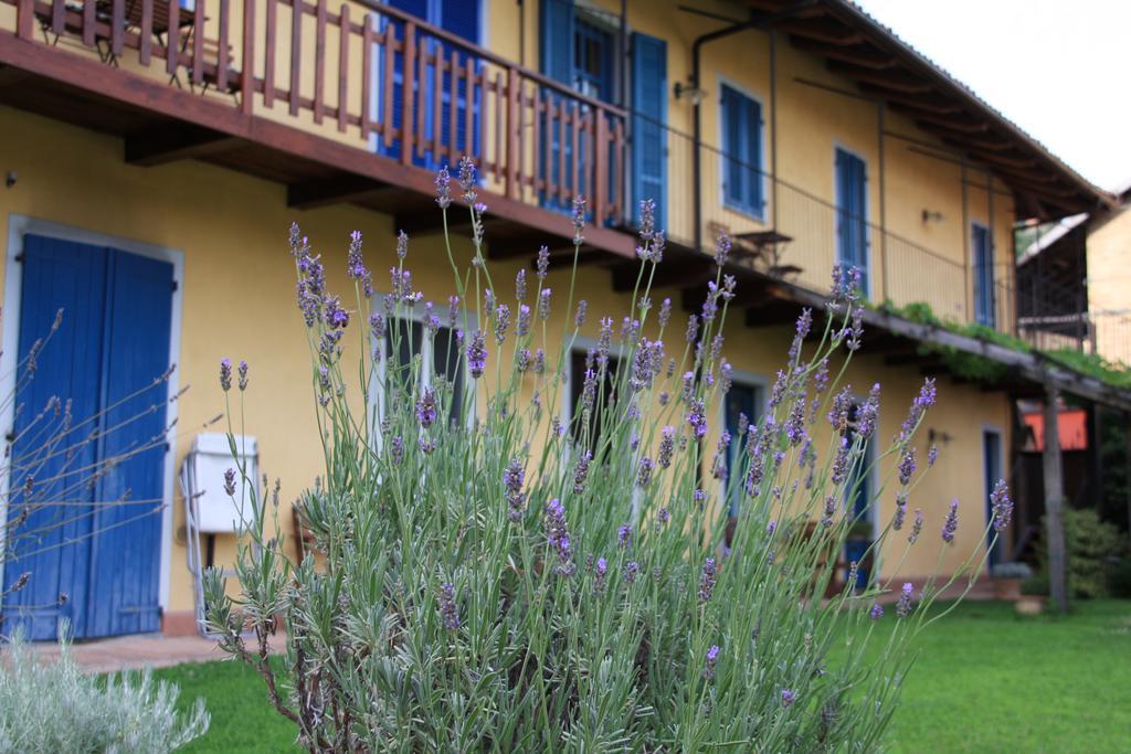 Bed and Breakfast Antico Casale Mattei - Adult Only Corneliano d'Alba Экстерьер фото