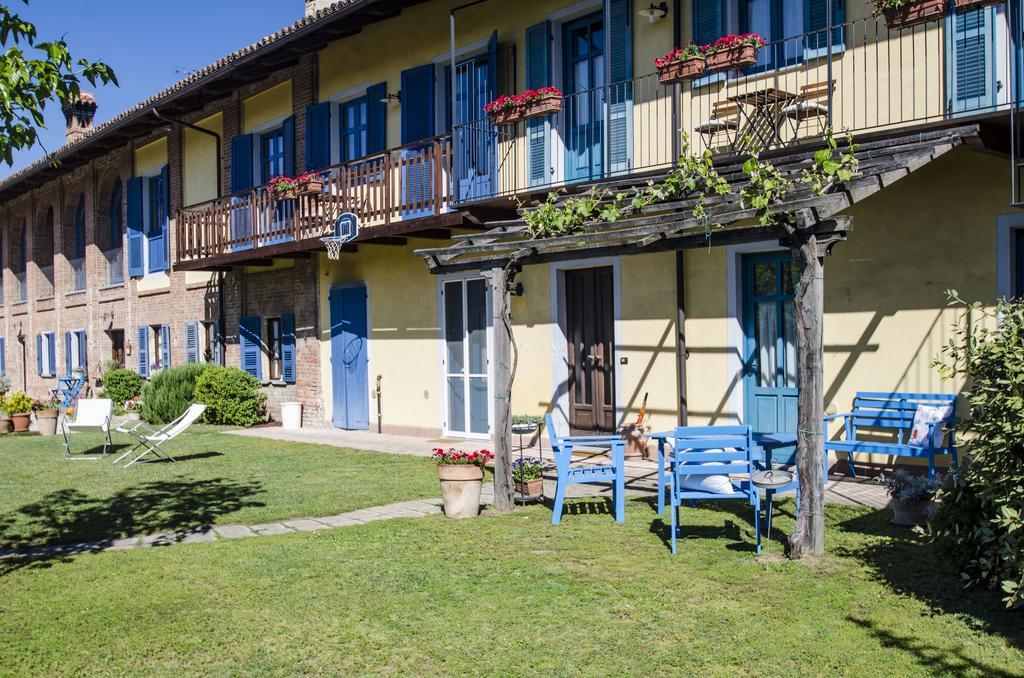 Bed and Breakfast Antico Casale Mattei - Adult Only Corneliano d'Alba Экстерьер фото